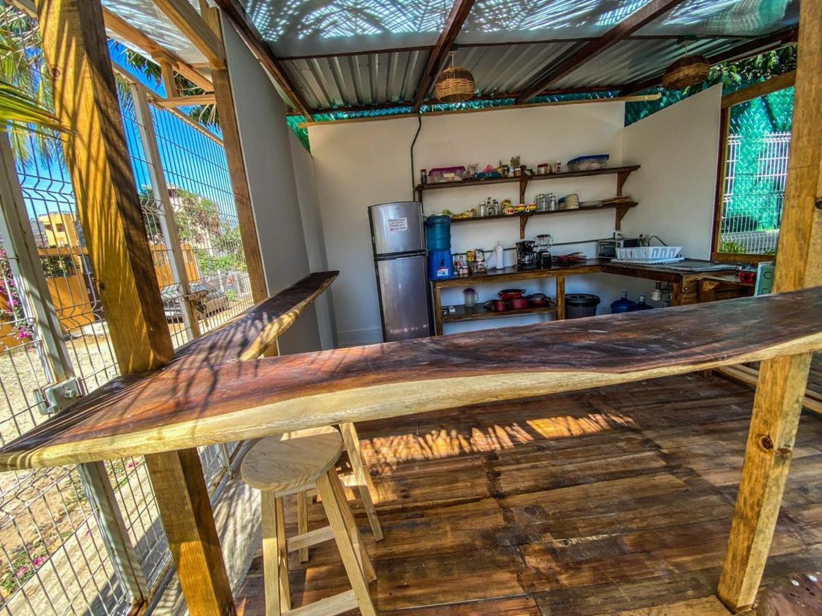Shaka House Hotel Puerto Escondido  Bagian luar foto